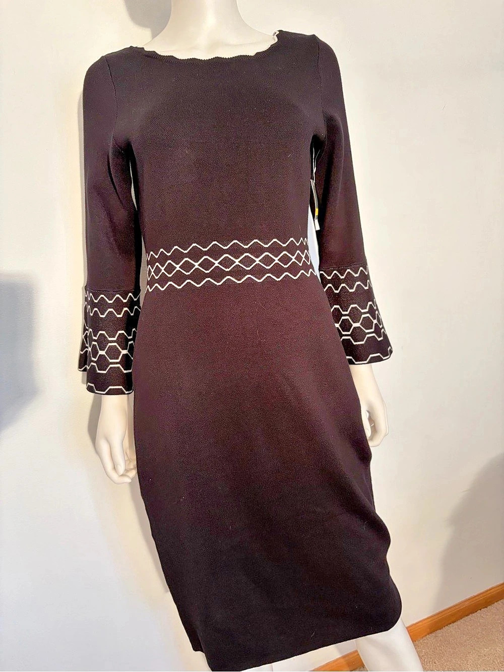 #1018 Donna and Nicole Gorgeous Geometric Midi Dress in Black & White Medium NWT